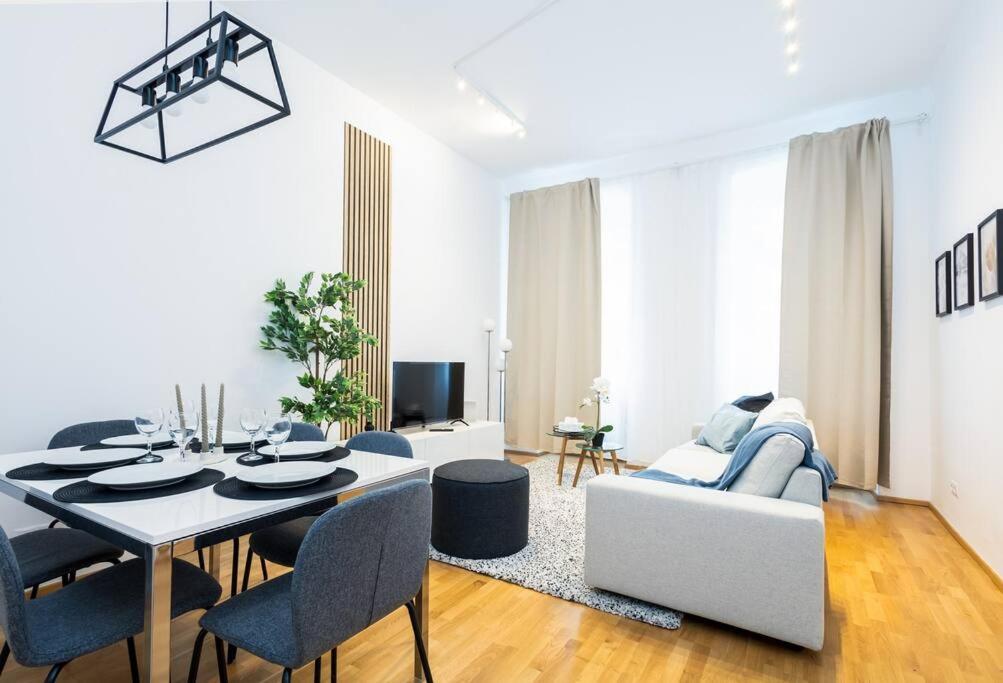 Orestaliving - Spacious 2Br On The Danube Canal Vienna Exterior photo
